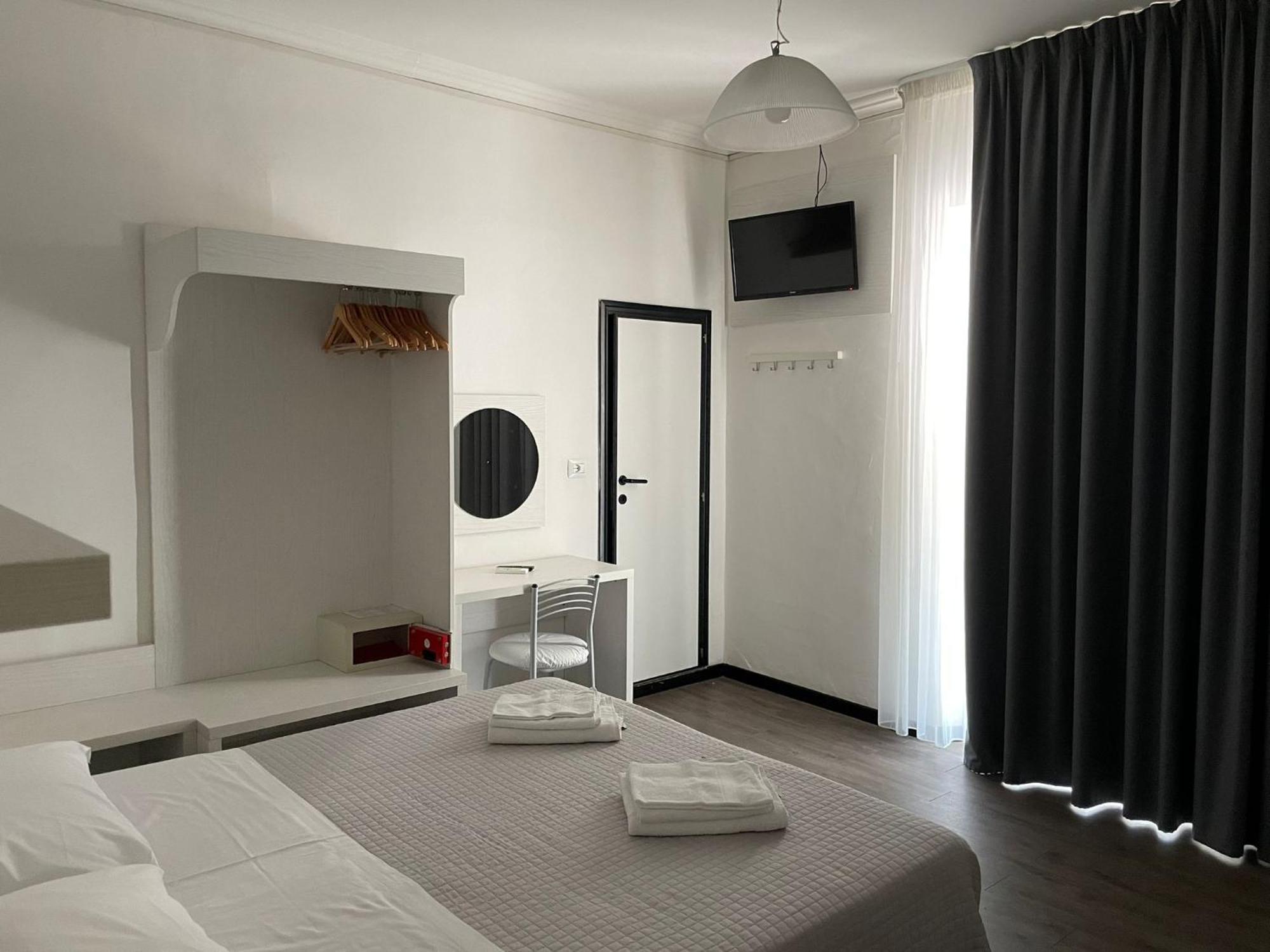 Hawaii Bed And Coffee Hotel 2*
